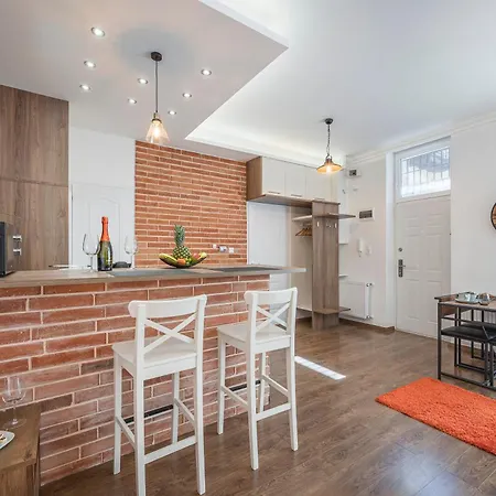 Design @ Rumbach Apartman